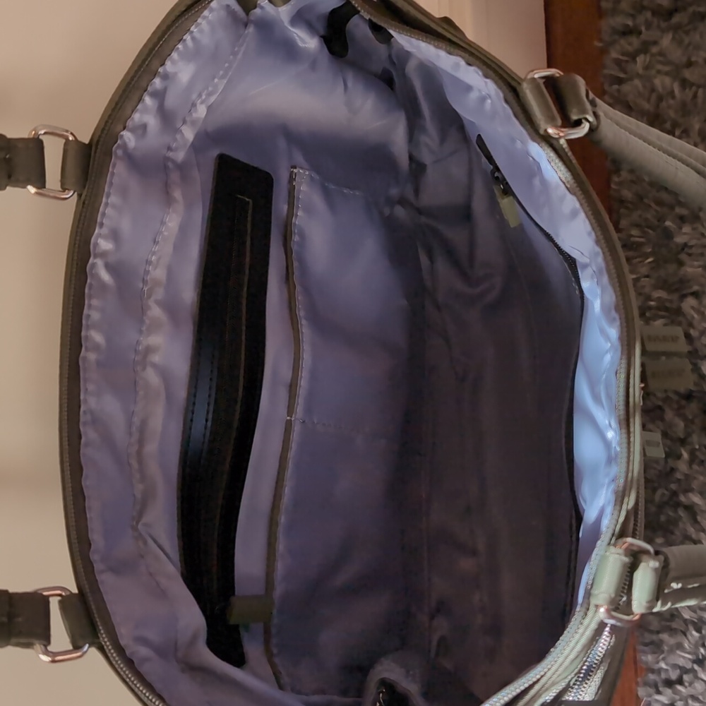 Sleek Olive Green Laptop Bag - Picture 6 of 8